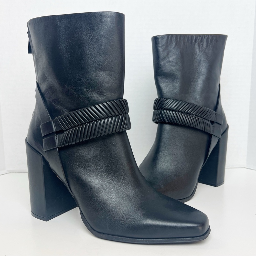 •AD & DAUGHTERS• Black Leather Declann Braided Chunky Heel‎ Boot Size 9.5